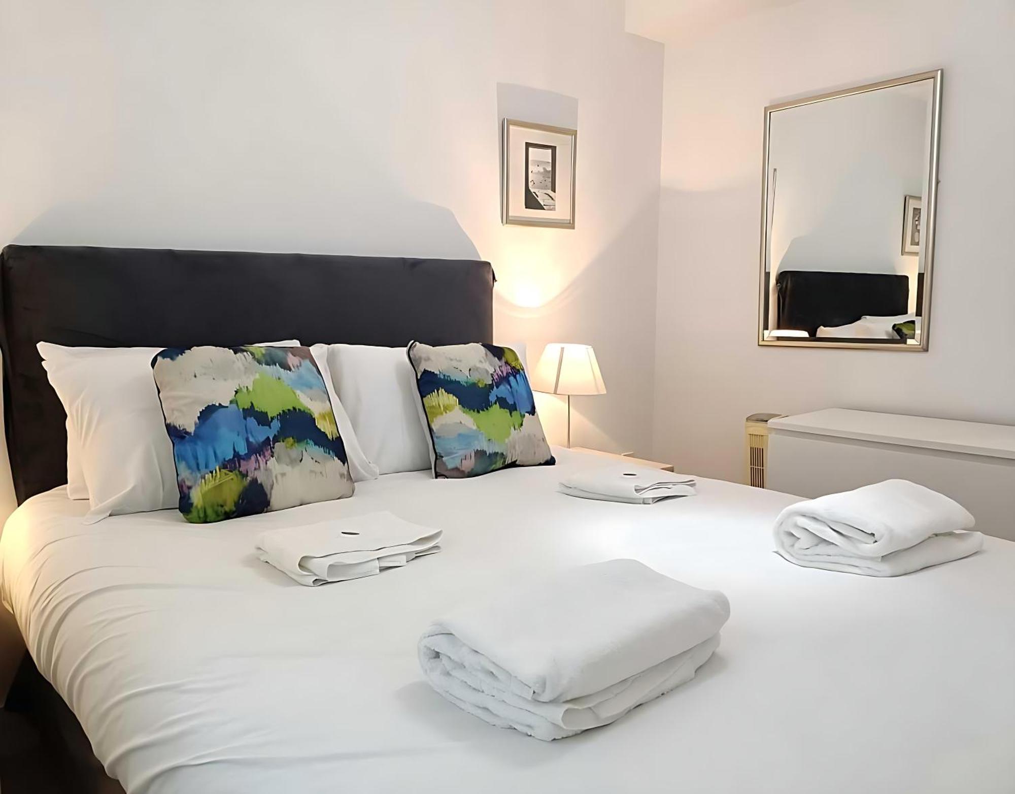 Still Life Tower Hill Executive Лондон Екстер'єр фото